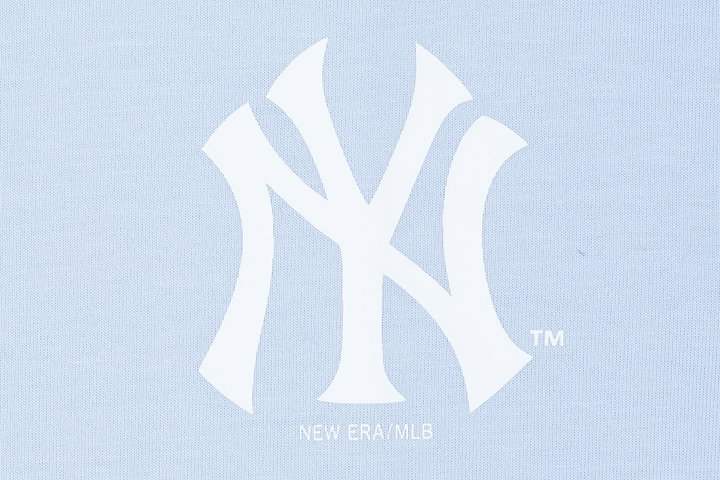 New Era เสื้อยืดแขนสั้นรุ่น 59Fifty Pack - Summer Ice New York Yankees Cooperstown Soft Blue Regular Short Sleeve T-Shirt