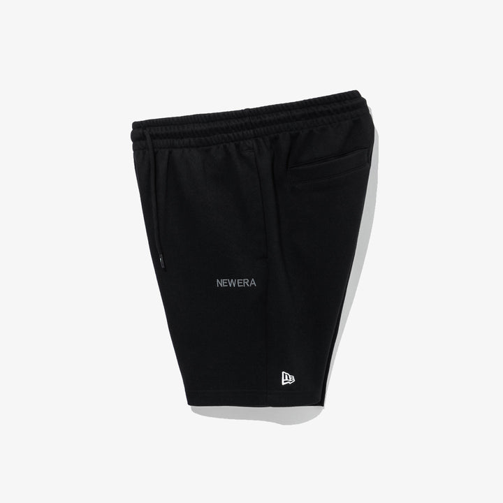 NEW ERA BASIC ESSENTIAL BLACK SWEAT SHORTS