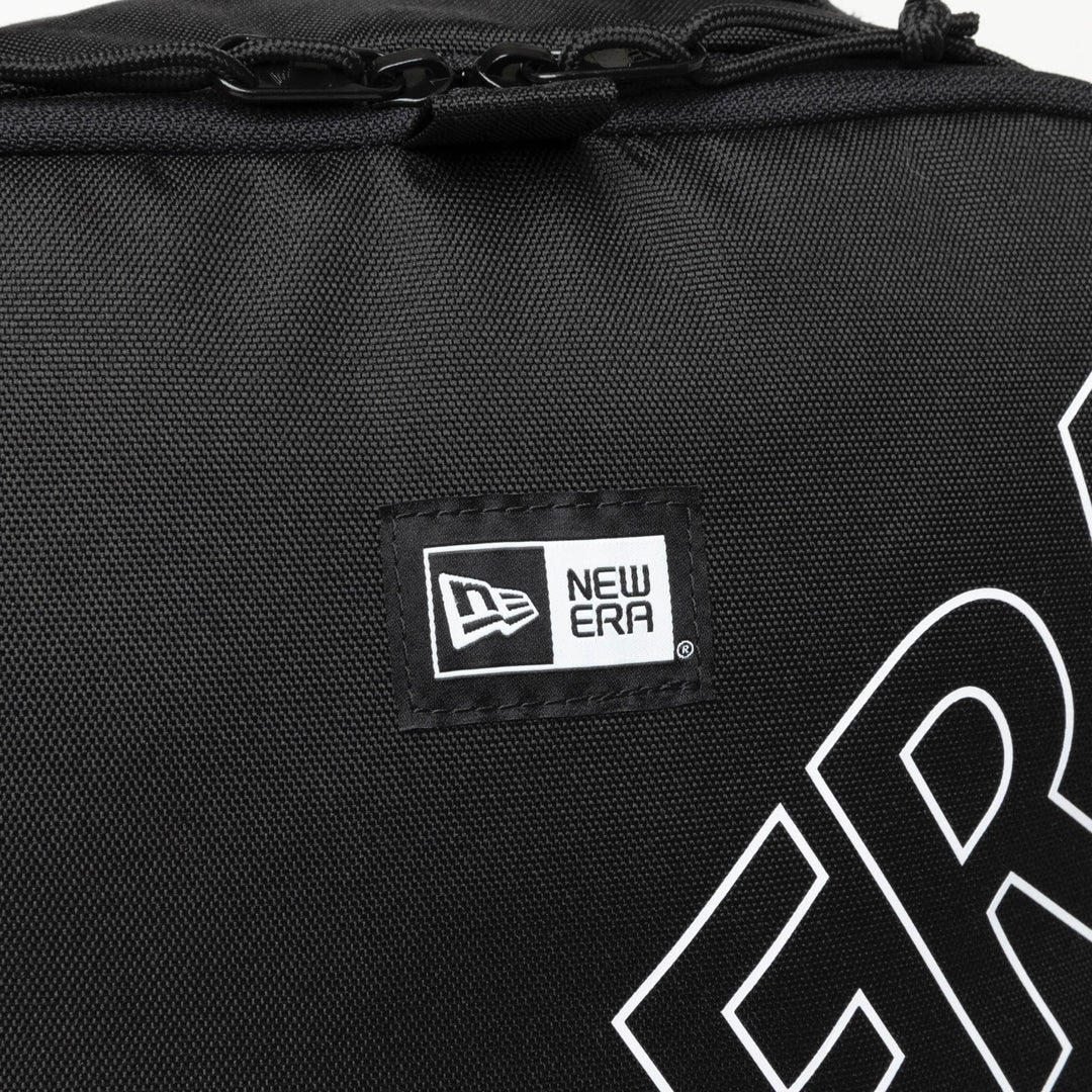 NEW ERA BLACK 17L LOGO OUTLINE SHOE CASE