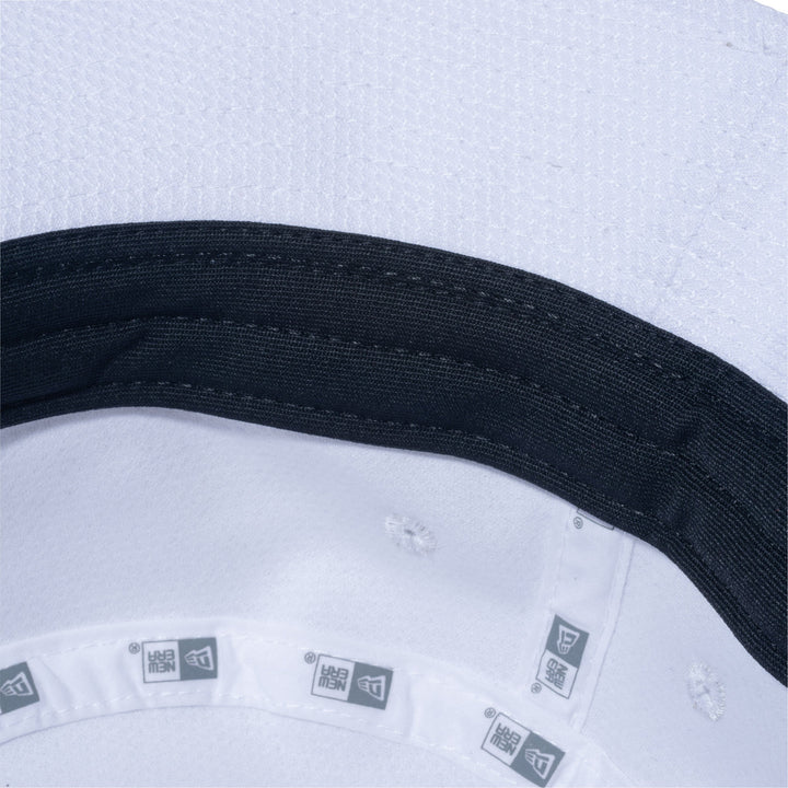 NEW ERA FIT FOR GLORY WHITE BUCKET 01