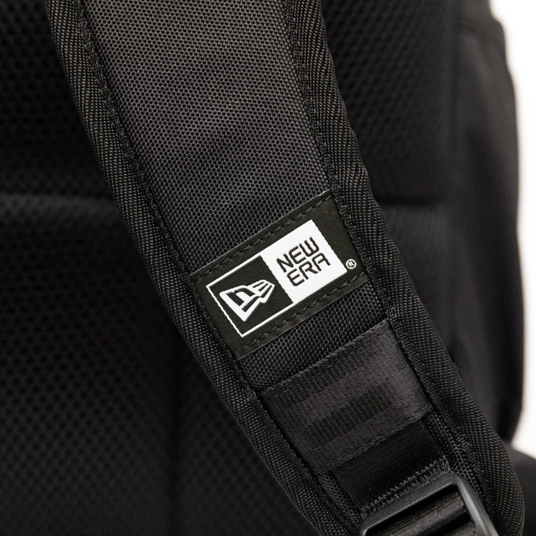 NEW ERA BLACK & KELLY BLACK 35L CAMPUS PACK