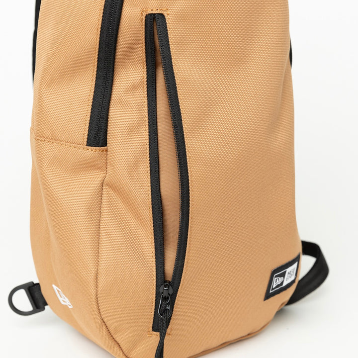 NEW ERA BRONZE 8L SLING BODY BAG