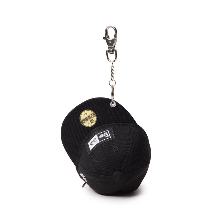 New Era กระเป๋าพร้อมพวงกุญแจรุ่น New Era Core Black Key Chain Eco Bag