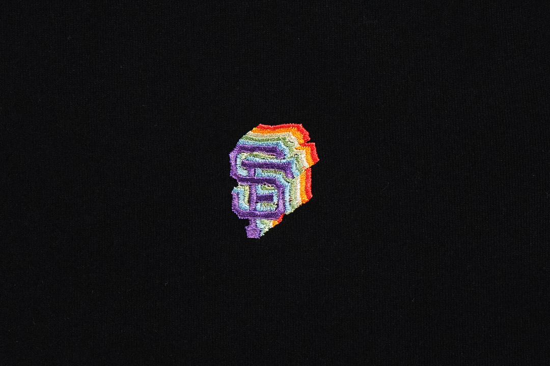 SAN FRANCISCO GIANTS LIGHT RAINBOW LAYERED LOGO BLACK REGULAR SHORT SLEEVE T-SHIRT