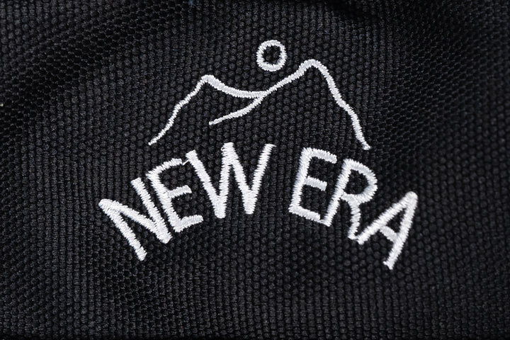 NEW ERA OUTDOOR NATURAL LOGO BLACK SHOULDER POUCH