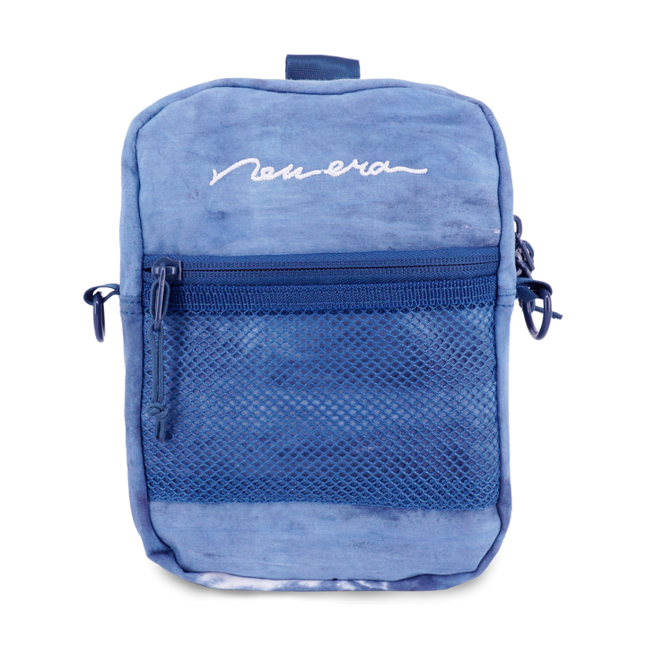 NEW ERA SAVOR THE MOMENT - SEA BREEZE MULTI BLUE SHOULDER POUCH BAG