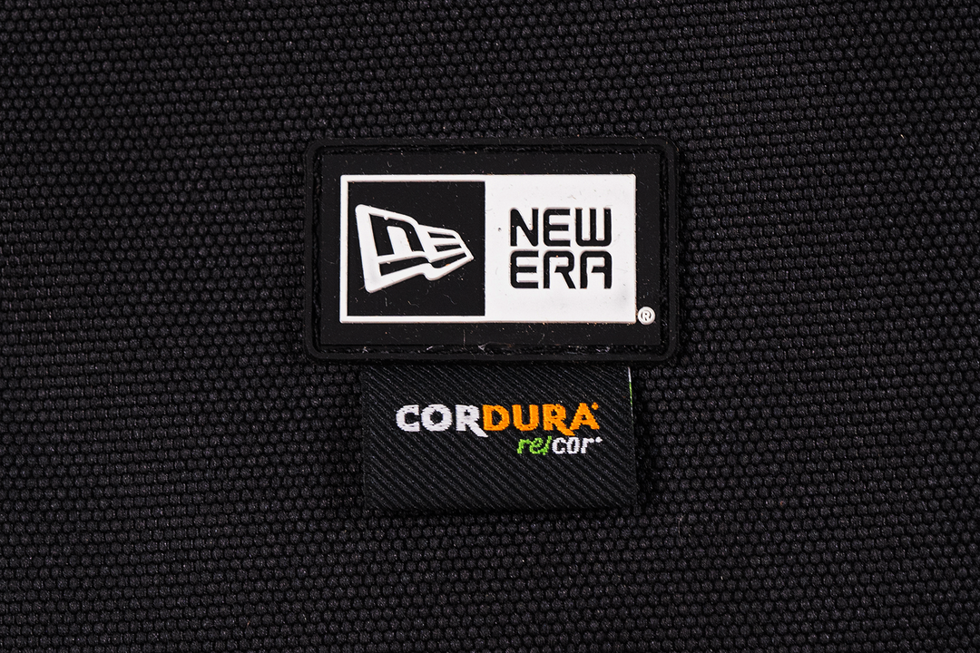 New Era กระเป๋ารุ่น New Era Cordura Re-Cor Black Pouch