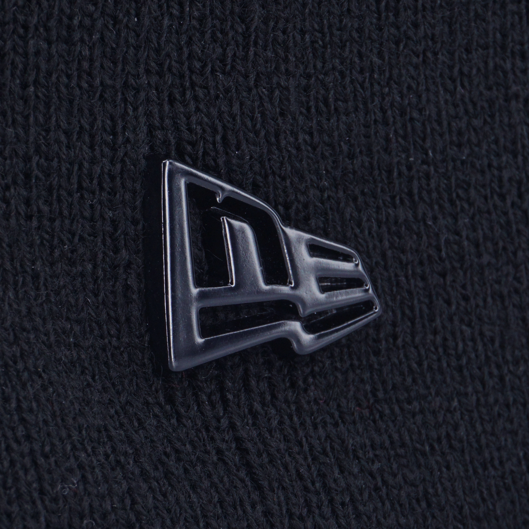 New Era หมวกรุ่น New York Yankees Dark 90s Black Beanie