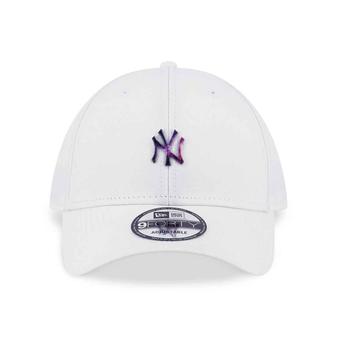 New Era หมวกรุ่น New York Yankees Comic Space - Metal Badge 9FORTY Cap