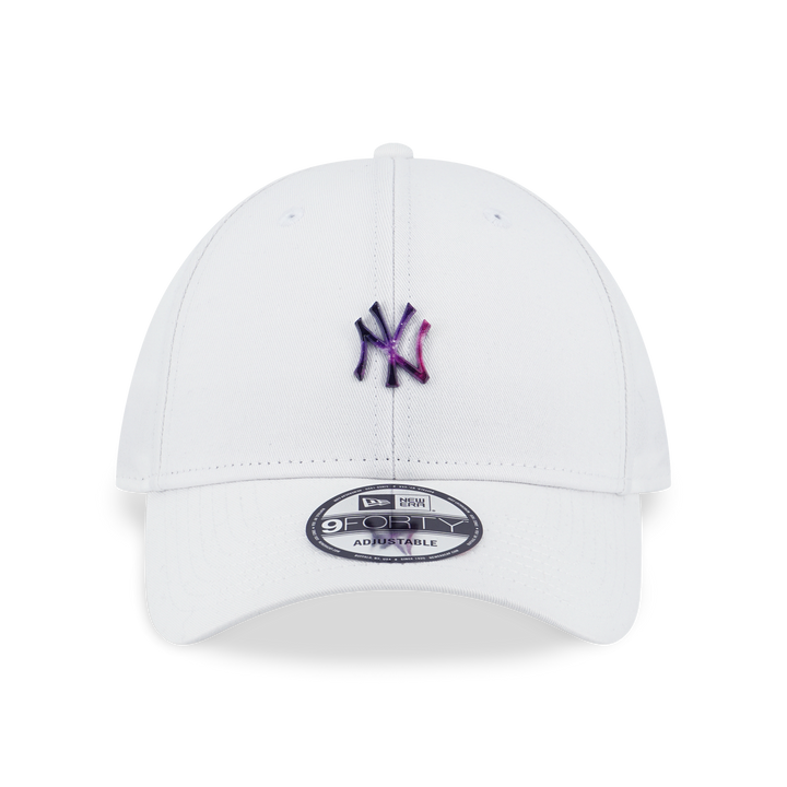 New Era หมวกรุ่น New York Yankees Comic Space - Metal Badge 9FORTY Cap