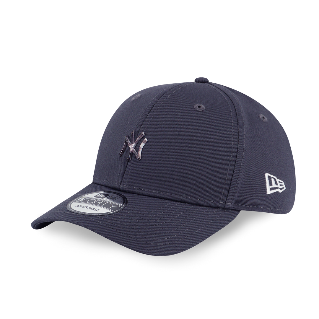 New Era หมวกรุ่น New York Yankees Comic Space - Metal Badge 9FORTY Cap