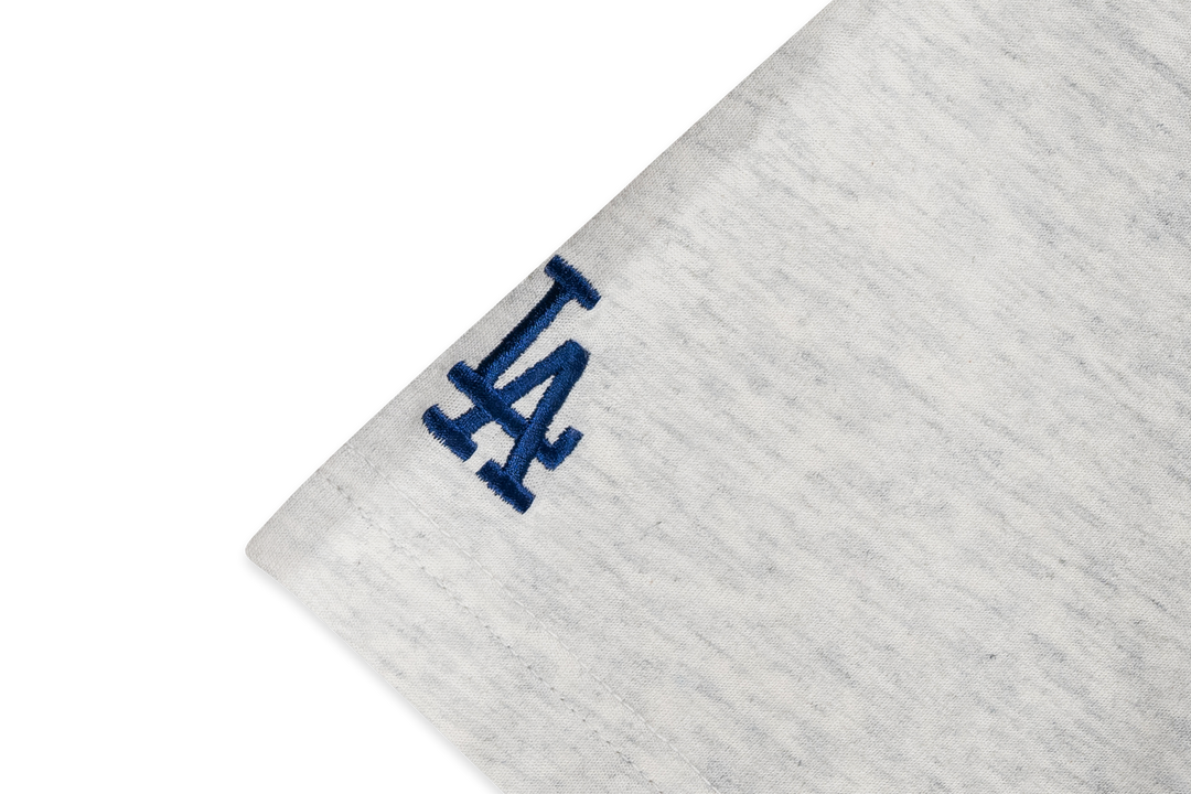 New Era เสื้อยืดแขนสั้นรุ่น Los Angeles Dodgers Sunset Snack Light Heather Gray Short Sleeve T-Shirt