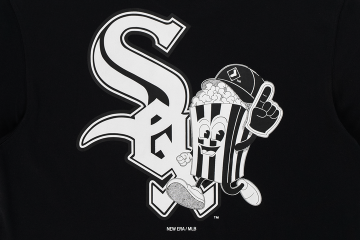 New Era เสื้อยืดแขนสั้นรุ่น LChicago White Sox Sunset Snack Black Short Sleeve T-Shirt