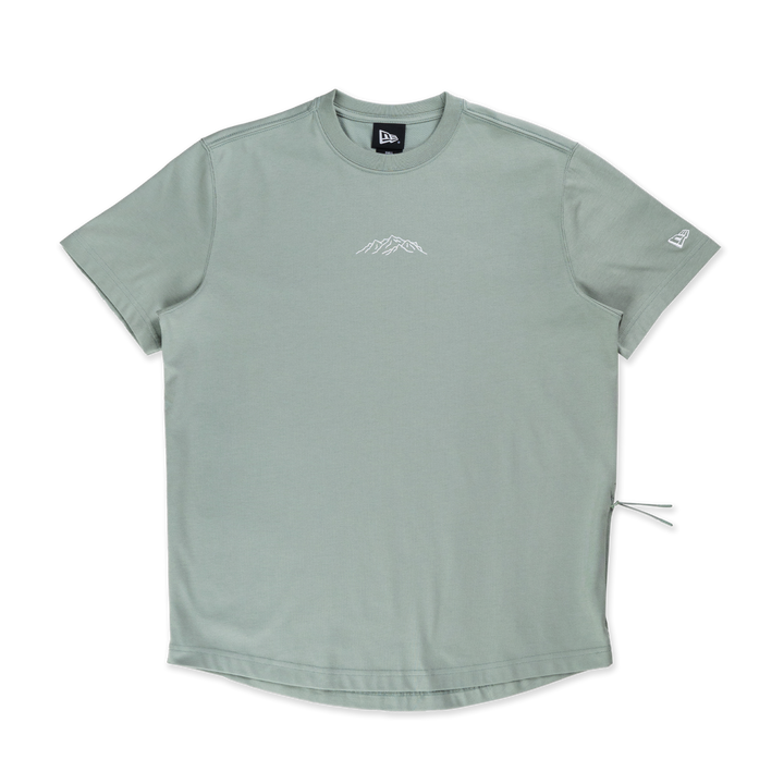 NEW ERA เสื้อยืดแขนสั้น รุ่น NEW ERA MOUNTAIN EDGE EVEREST GREEN PERFORMANCE SHORT SLEEVE T-SHIRT