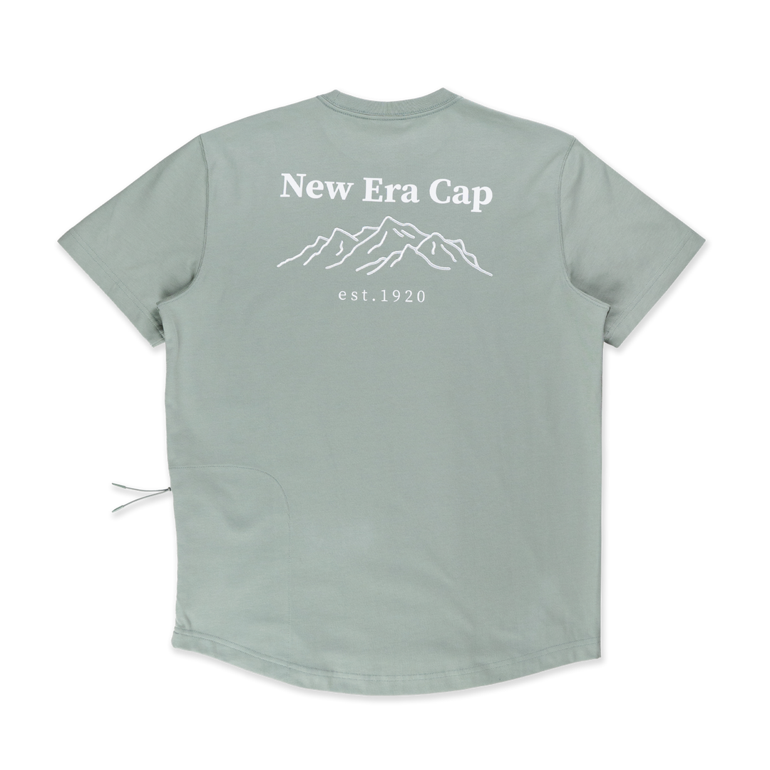 NEW ERA เสื้อยืดแขนสั้น รุ่น NEW ERA MOUNTAIN EDGE EVEREST GREEN PERFORMANCE SHORT SLEEVE T-SHIRT