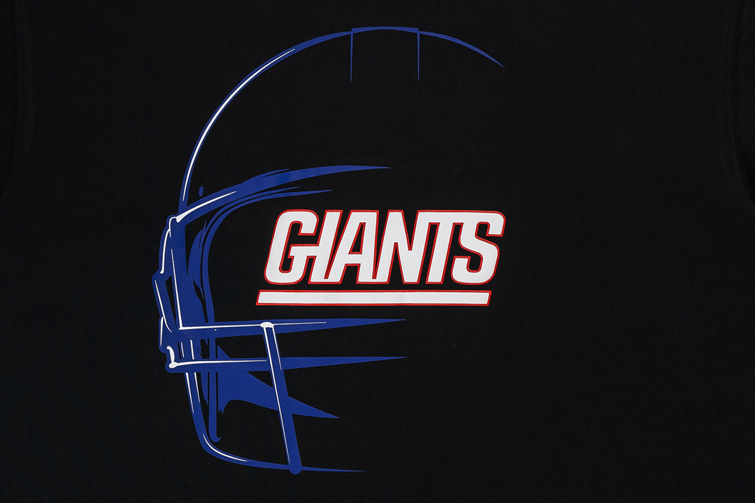 NEW ERA เสื้อยืดแขนสั้น รุ่น NEW YORK GIANTS NFL BLACK OVERSIZED SHORT SLEEVE T-SHIRT