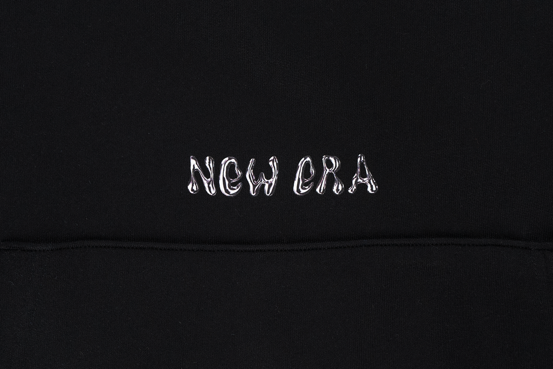 New Era เสื้อฮู้ดรุ่น New Era Comic Space Black Hoodie