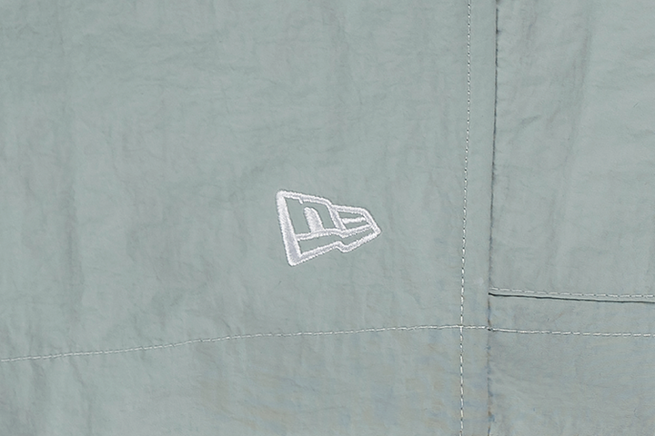 New Era กางเกงขาสั้นรุ่น New Era Mountain Edge Utility Shorts