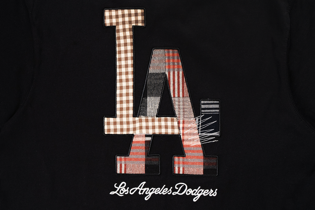 New Era เสื้อยืดแขนสั้นรุ่น Los Angeles Dodgers Preppy Black Short Sleeve T-Shirt