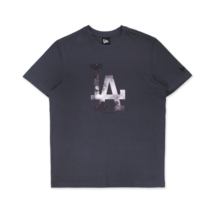 New Era เสื้อยืดแขนสั้นรุ่น Los Angeles Dodgers Comic Space Graphite Short Sleeve T-Shirt