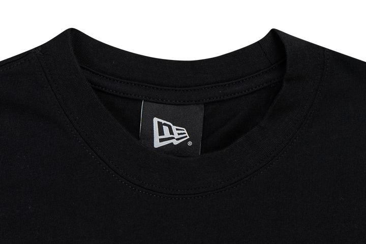 New Era เสื้อยืดแขนสั้นรุ่น Miami Heat NBA Gnarly Black Oversized Short Sleeve T-Shirt
