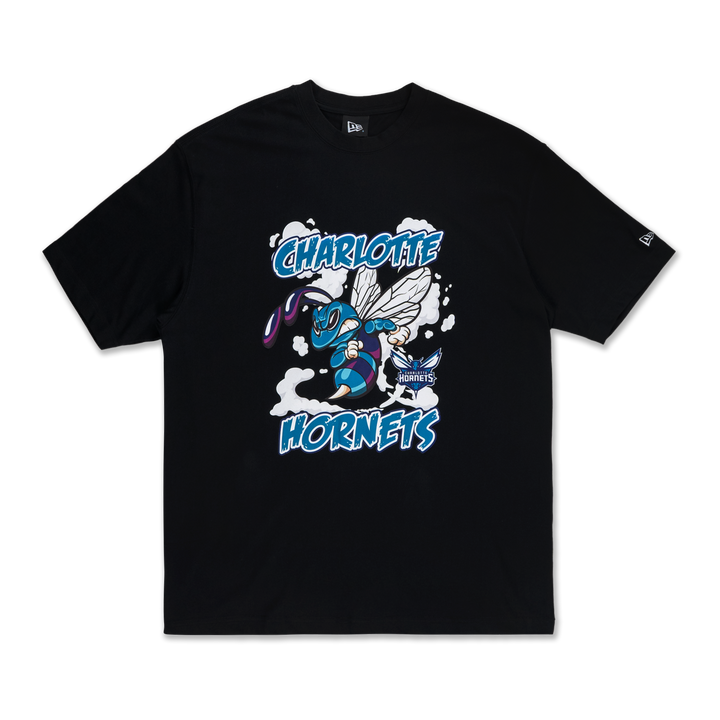 New Era เสื้อยืดแขนสั้นรุ่น Charlotte Hornets NBA Gnarly Black Oversized Short Sleeve T-Shirt