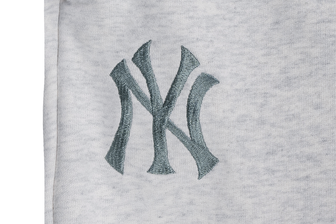 New Era กางเกงผ้าถักรุ่น New York Yankees Color Era Light Heather Gray Knit Pants