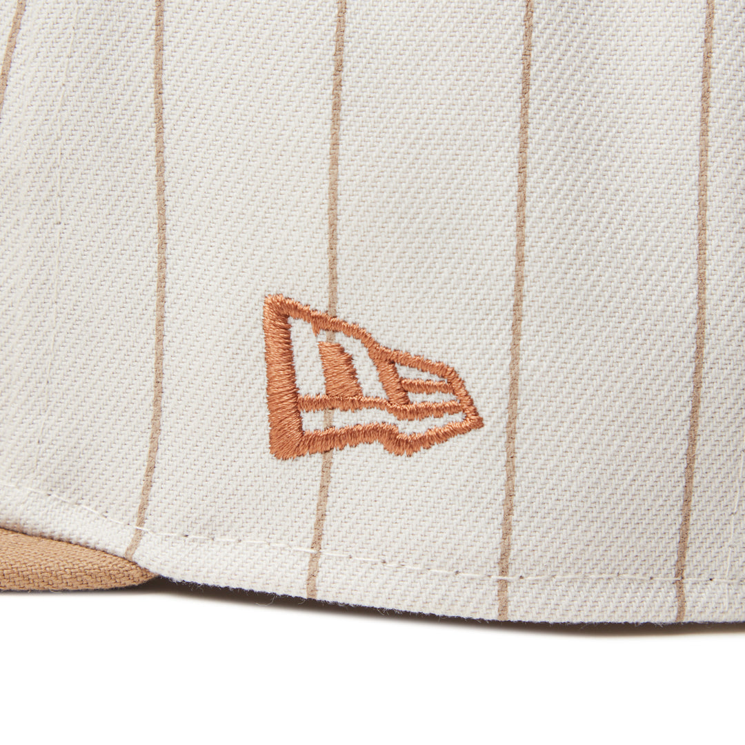 New Era หมวกรุ่น New Era Pinstripe White and Camel 9FIFTY Cap