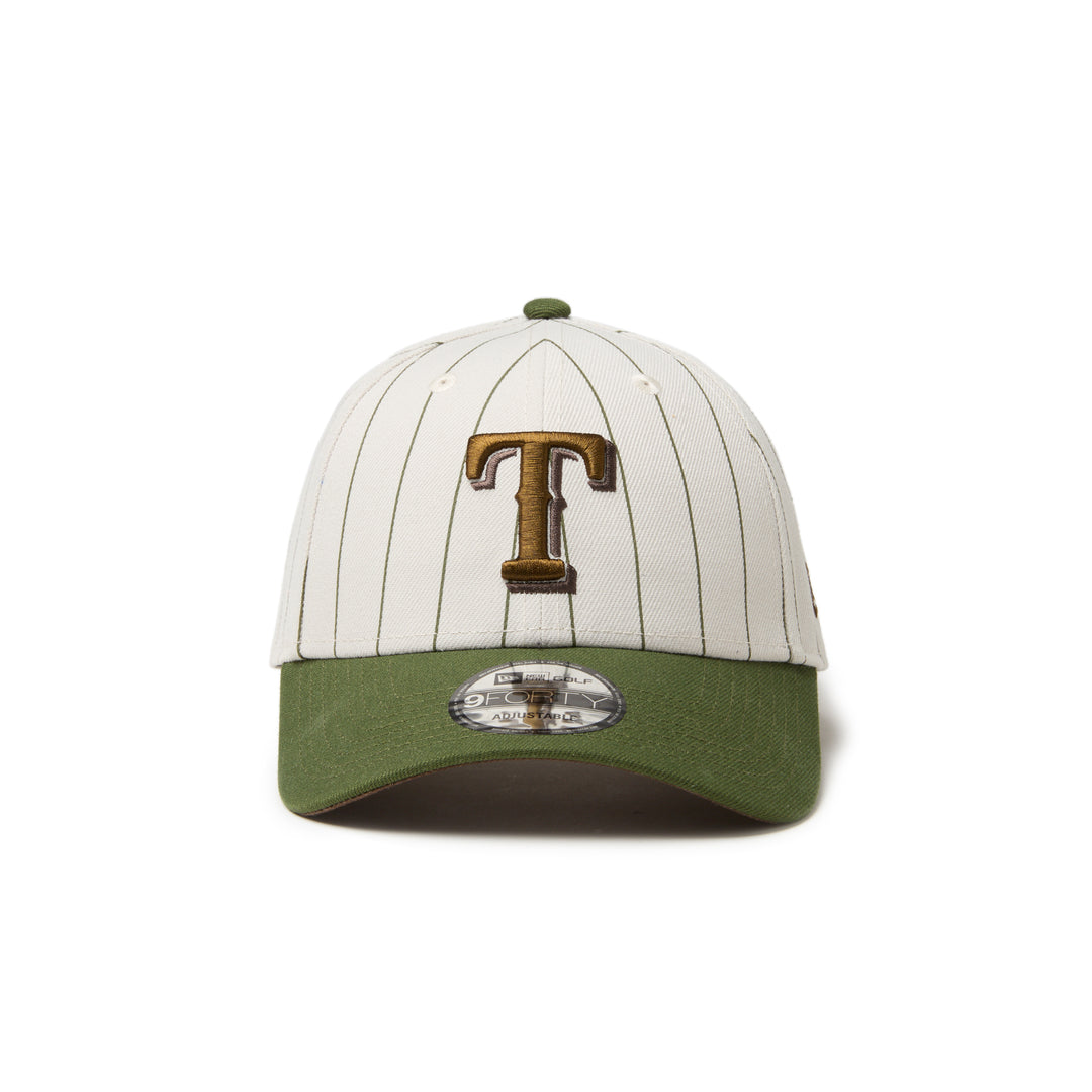 New Era หมวกรุ่น New Era Pinstripe White and Camel 9FORTY Velcro Strap Cap