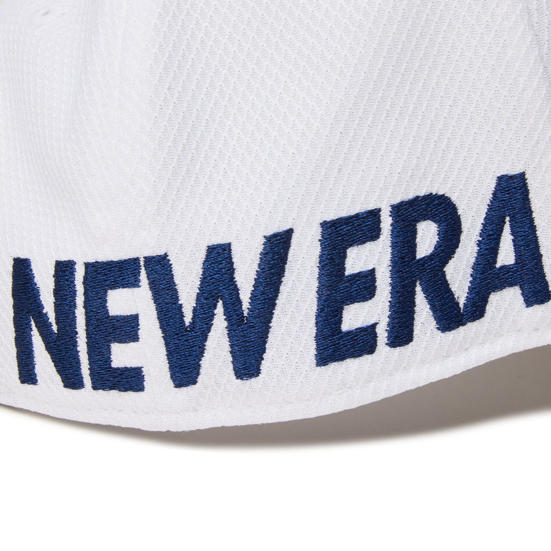 New Era หมวกรุ่น New Era Diamond Era White 9Forty Aframe Cap