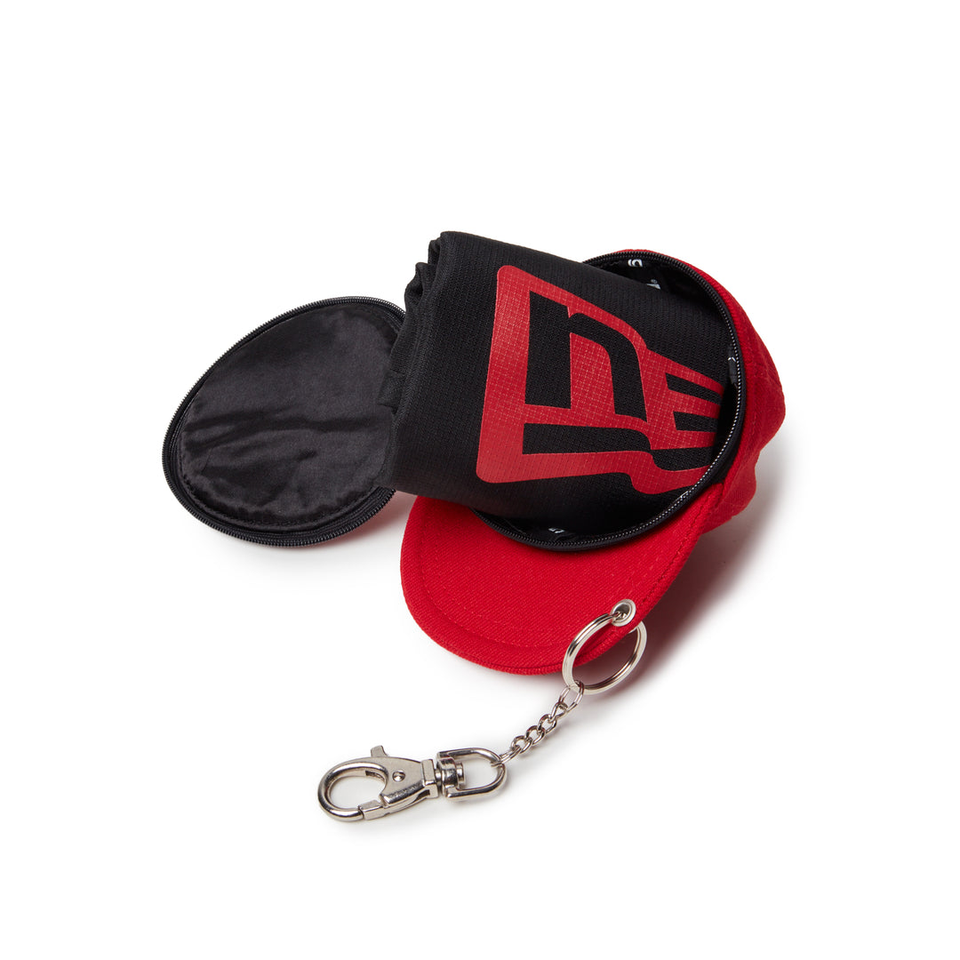 New Era กระเป๋าพร้อมพวงกุญแจรุ่น New Era Core Black And Scarlet Key Chain Eco Bag