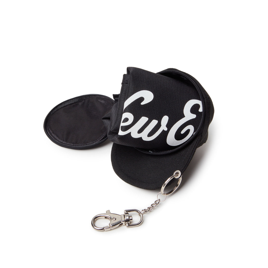 New Era กระเป๋าพร้อมพวงกุญแจรุ่น New Era Core Black And White Key Chain Eco Bag