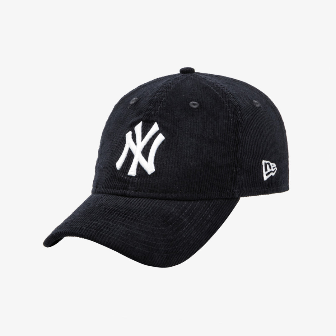 New Era หมวกรุ่น New York Yankees Corduroy 9FORTY UNST Cap