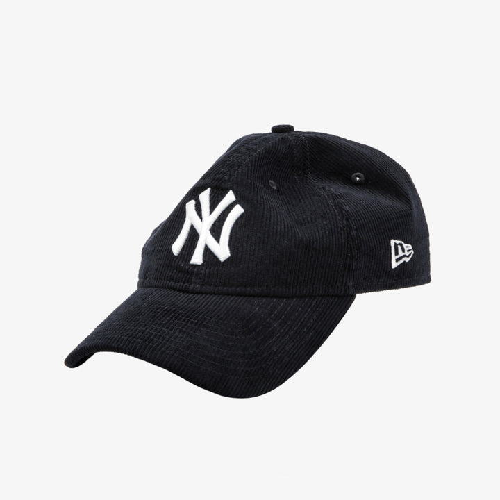 New Era หมวกรุ่น New York Yankees Corduroy 9FORTY UNST Cap