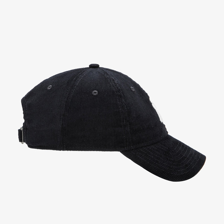 New Era หมวกรุ่น New York Yankees Corduroy 9FORTY UNST Cap