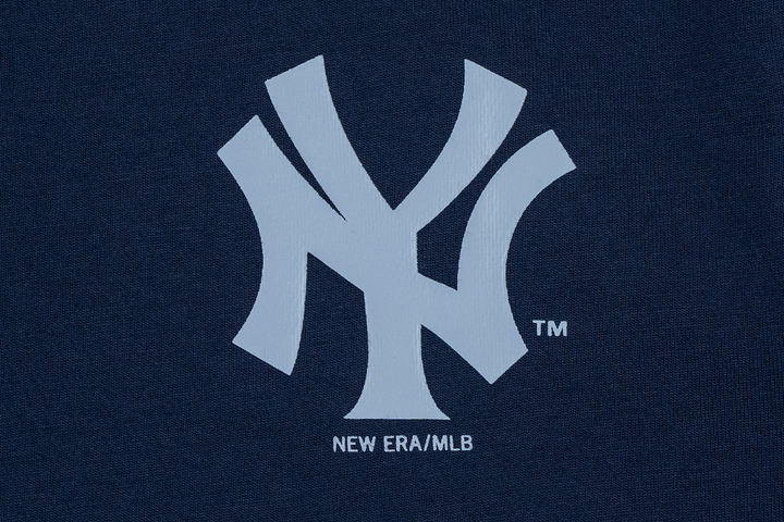 New Era เสื้อยืดแขนสั้นรุ่น 59FIFTY Pack - Stellar Shadows New York Yankees Cooperstown Blue Short Sleeve T-Shirt