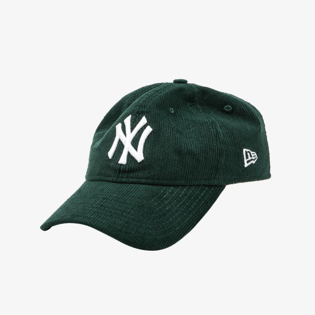 New Era หมวกรุ่น New York Yankees Corduroy 9FORTY UNST Cap