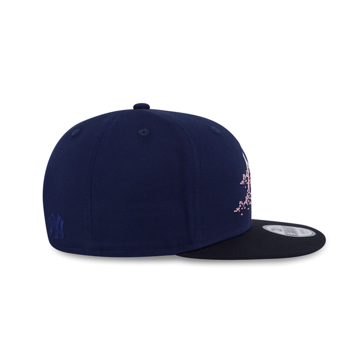 New Era หมวกรุ่น New York Yankees Floral 2-Tone Black Visor Oceanside Blue 9Fifty Cap