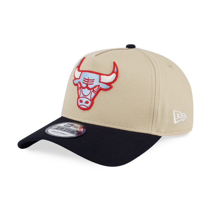 New Era หมวกรุ่น Chicago Bulls City Side Patch 2-Tone Black Visor Vegas Gold 9FORTY A-Frame Cap