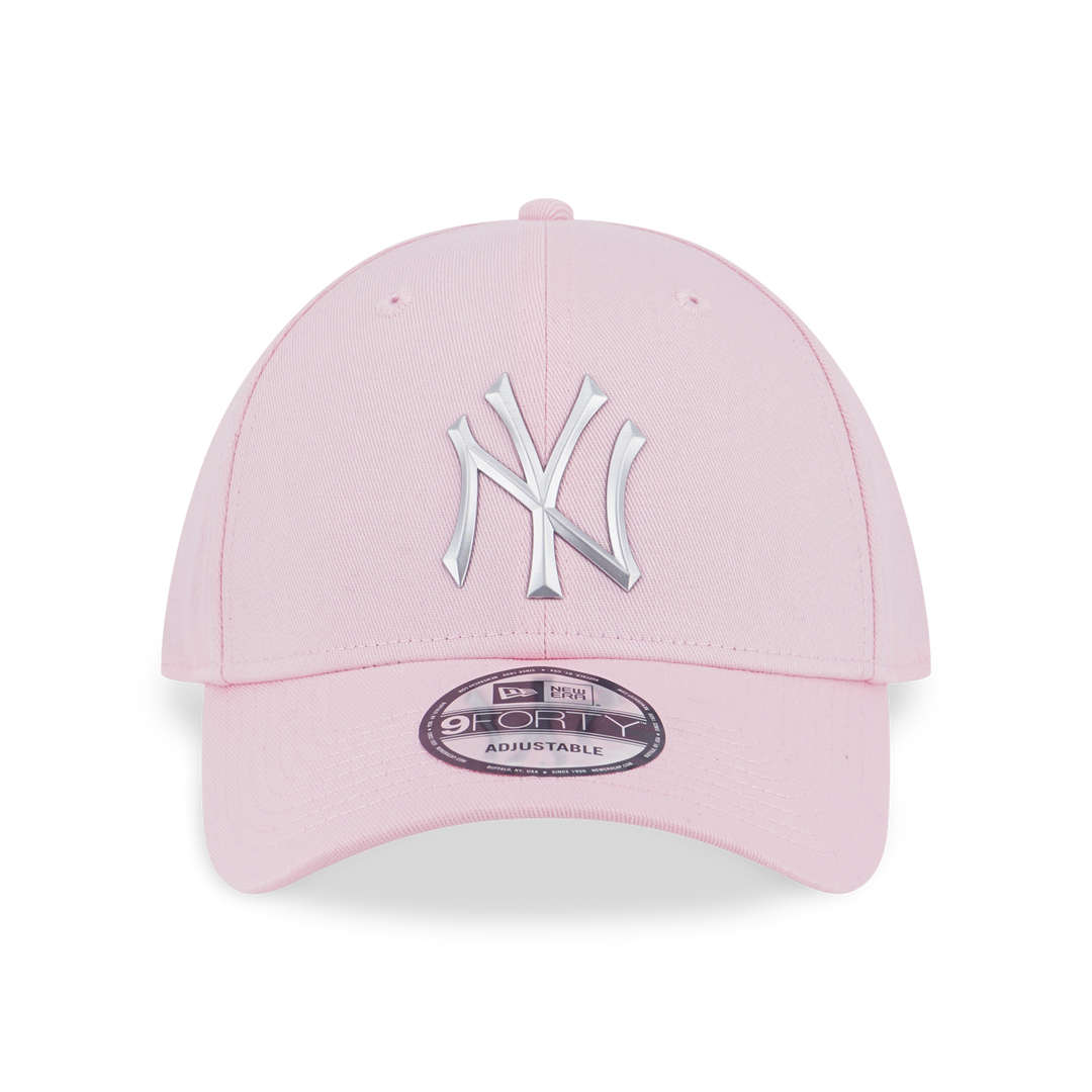 New Era หมวกรุ่น New York Yankees Metal Badge 9FORTY Cap