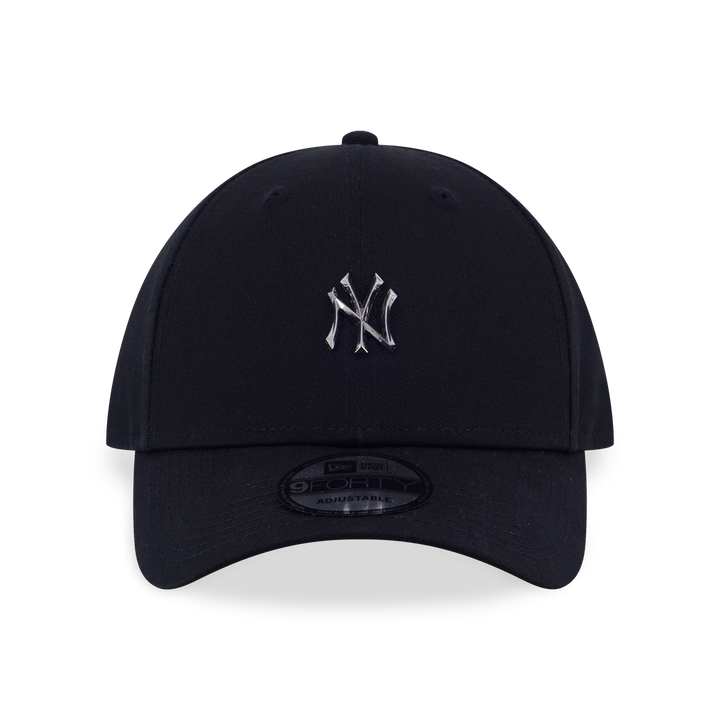 New Era หมวกรุ่น New York Yankees MLB Metal Badge 9FORTY Cap