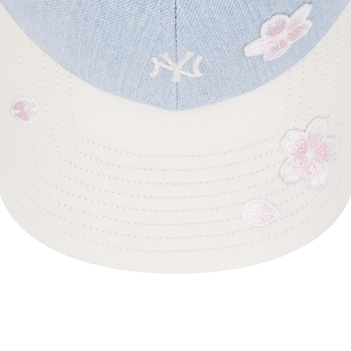 New Era หมวกรุ่น New York Yankees Floral 2-Tone Chrome White Visor Indigo Denim 9Forty Cap