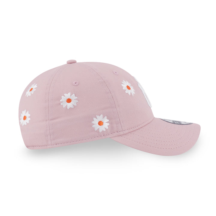 New Era หมวกรุ่น New York Yankees Daisy 9Twenty Cap