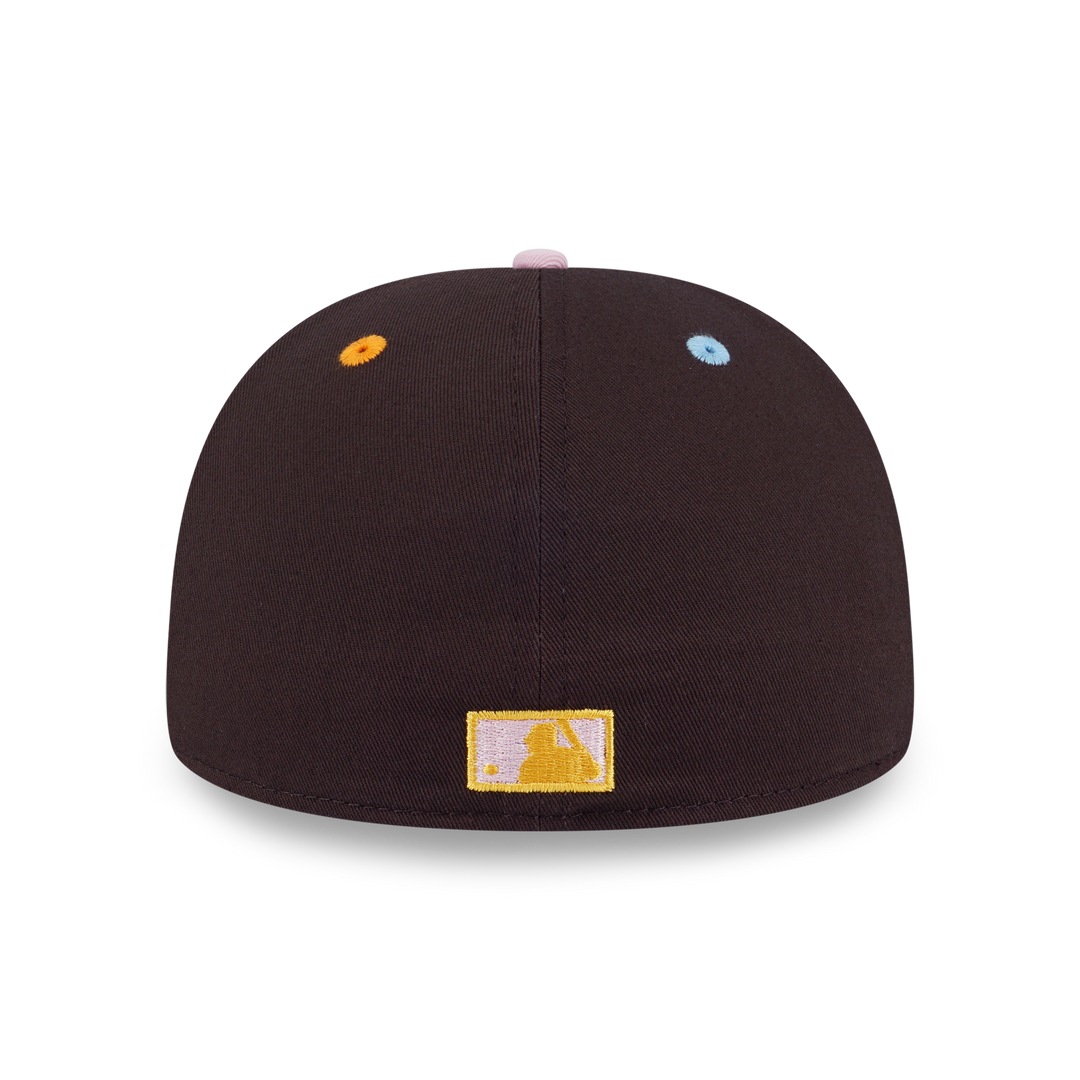 New Era หมวกรุ่น 59Fifty Pack - Smarties New York Yankees 2-Tone Soft Pink Visor Chocolate 59Fifty Cap