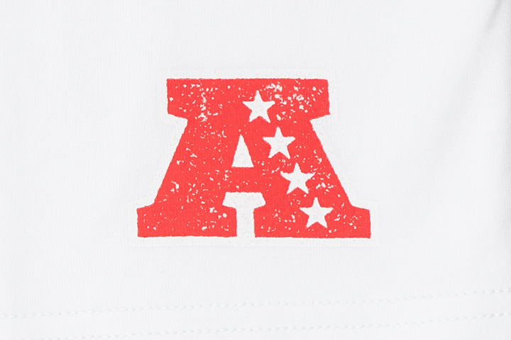 New Era เสื้อยืดแขนสั้นรุ่น Las Vegas Raiders NFL Helmet White Short Sleeve T-Shirt