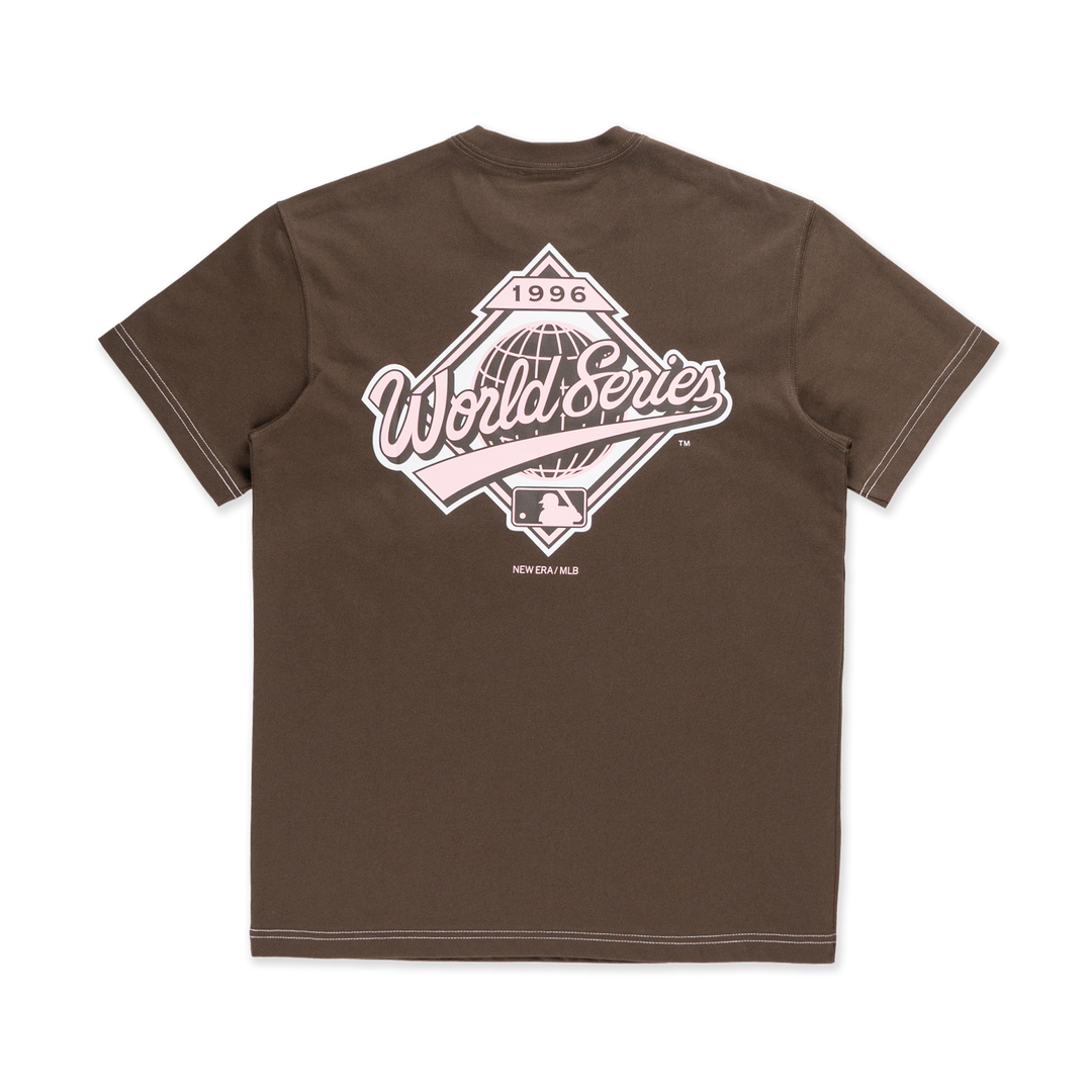 New Era เสื้อยืดแขนสั้นรุ่น 59Fifty Pack - Smarties New York Yankees Cooperstown Chocolate Short Sleeve T-Shirt