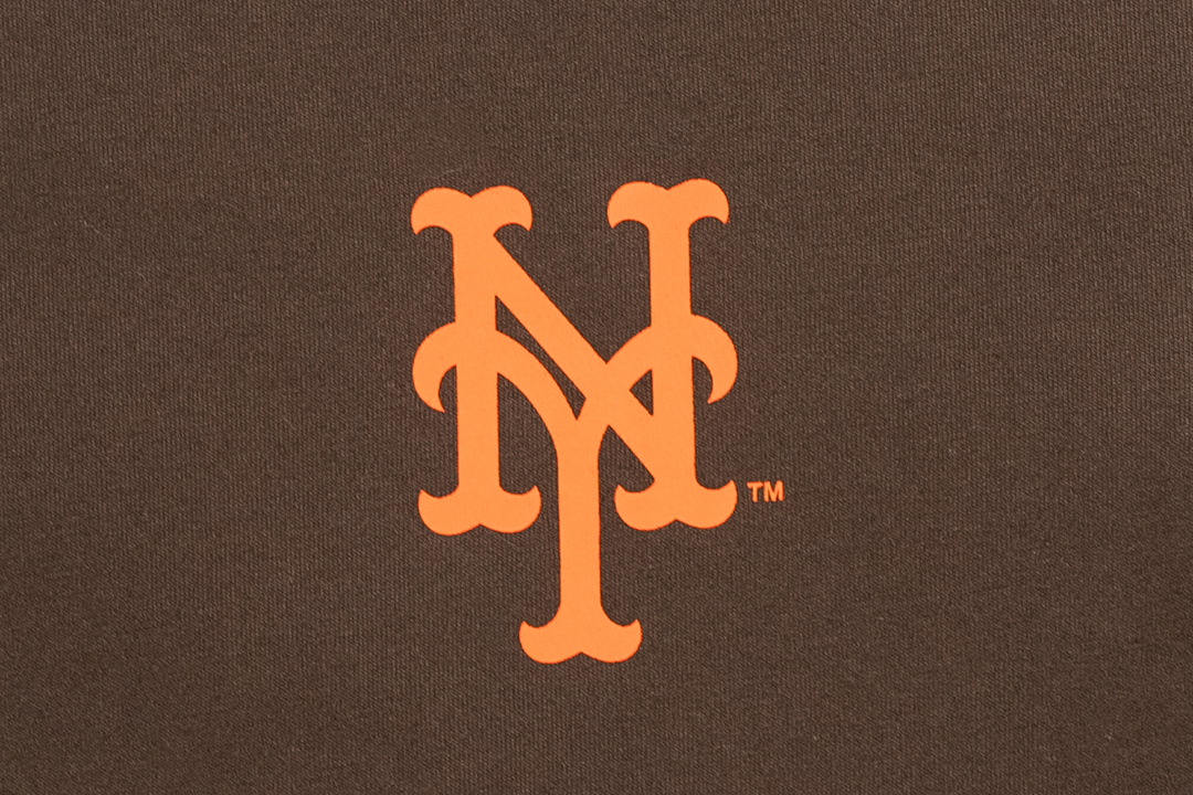 New Era เสื้อยืดแขนสั้นรุ่น 59Fifty Pack - Smarties New York Mets Cooperstown Chocolate Short Sleeve T-Shirt