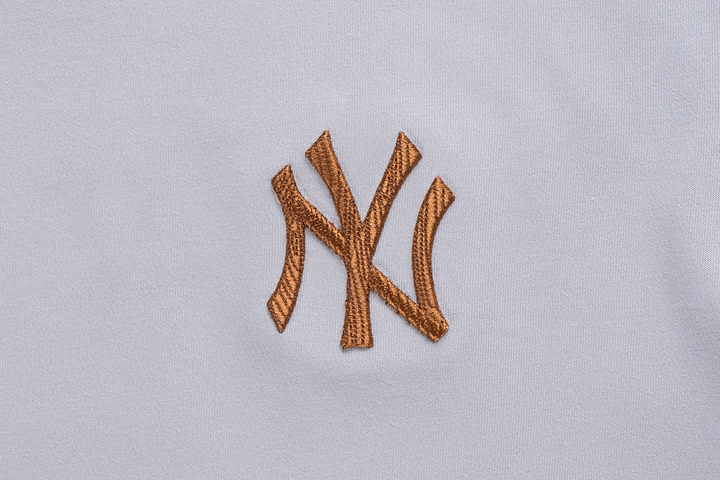 New Era เสื้อยืดแขนสั้นรุ่น 59FIFTY Pack - Wooden New York Yankees Cooperstown Dolphin Gray Short Sleeve T-Shirt