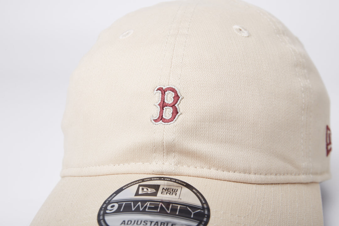 New Era หมวกรุ่น Boston Red Sox Engineered Comfort Khaki 9TWENTY Cap