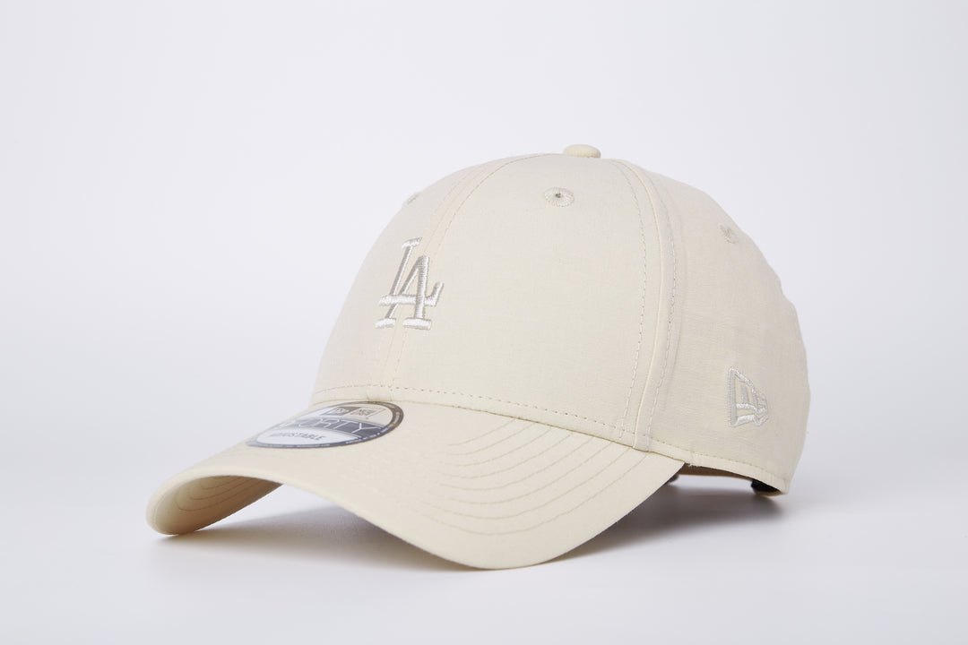 New Era หมวกรุ่น Los Angeles Dodgers Urban Outdoor Moth 9FORTY Cap